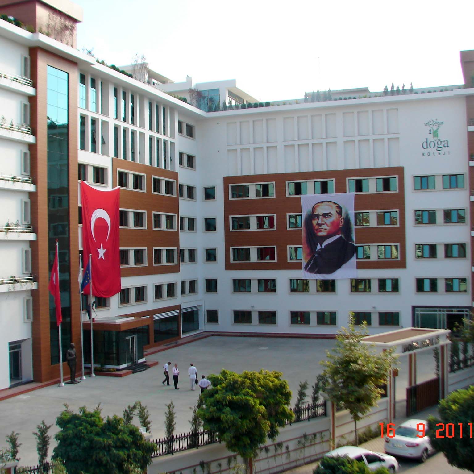 Doğa Koleji